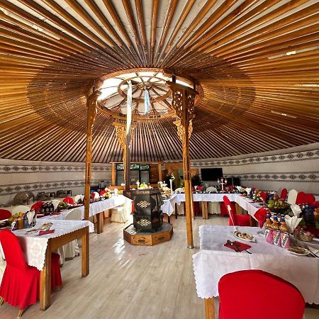 Готель Sara'S Camp Zuunmod Екстер'єр фото